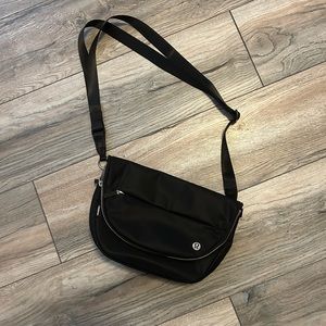 Lululemon Festival bag